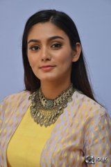 Sana Maqbool At Mama O Chandamama Movie Press Meet